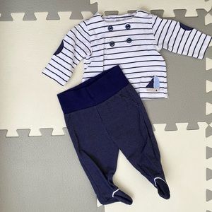 Newborn outfit